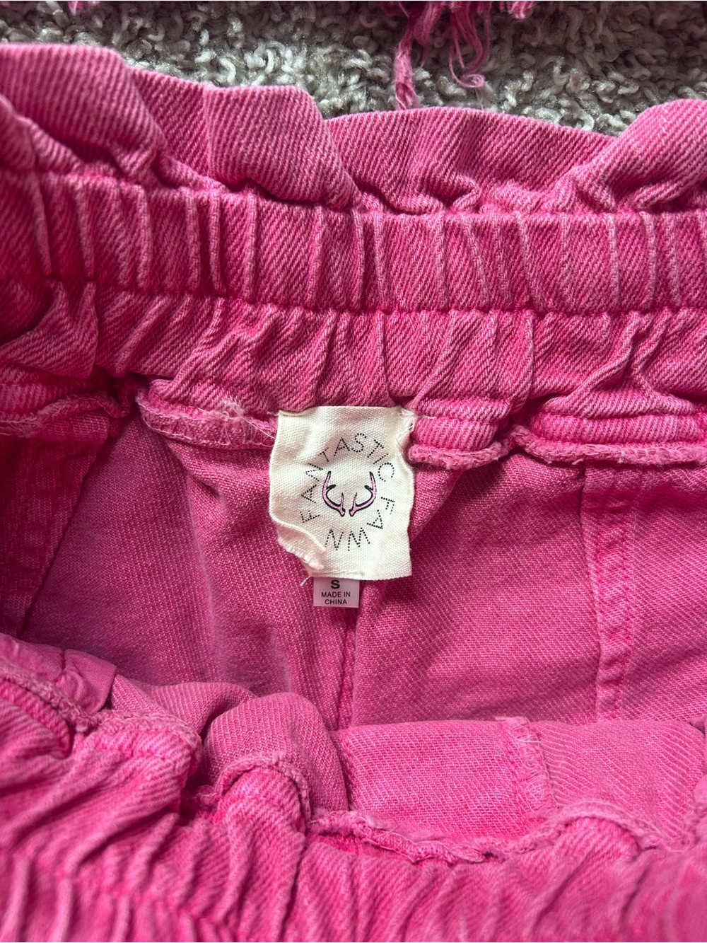 Fantastic Fawn Raspberry Pink Cropped Button-Front Shorts Set - Picture 2 of 3